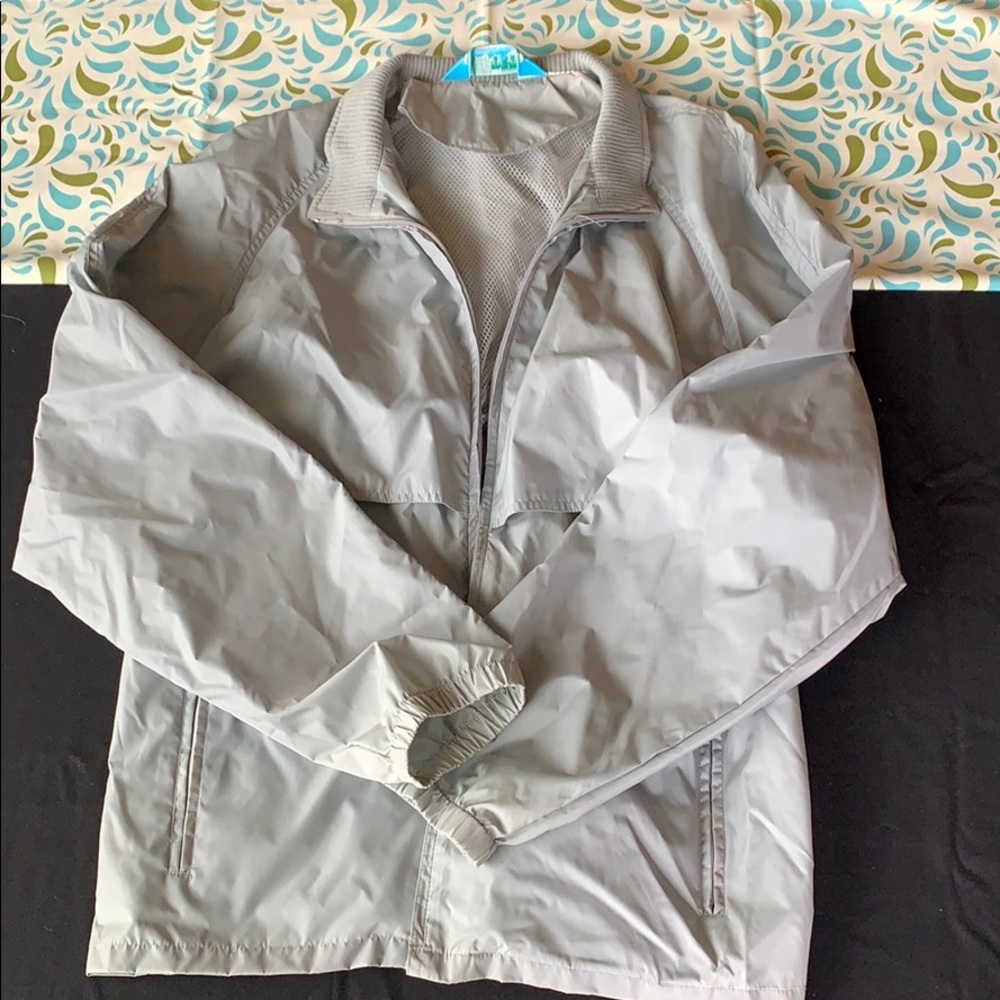 🦋 3/$20 Basic Oversized Grey Windbreaker